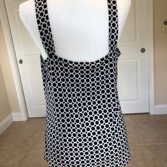 Top - Picture 2 of 2